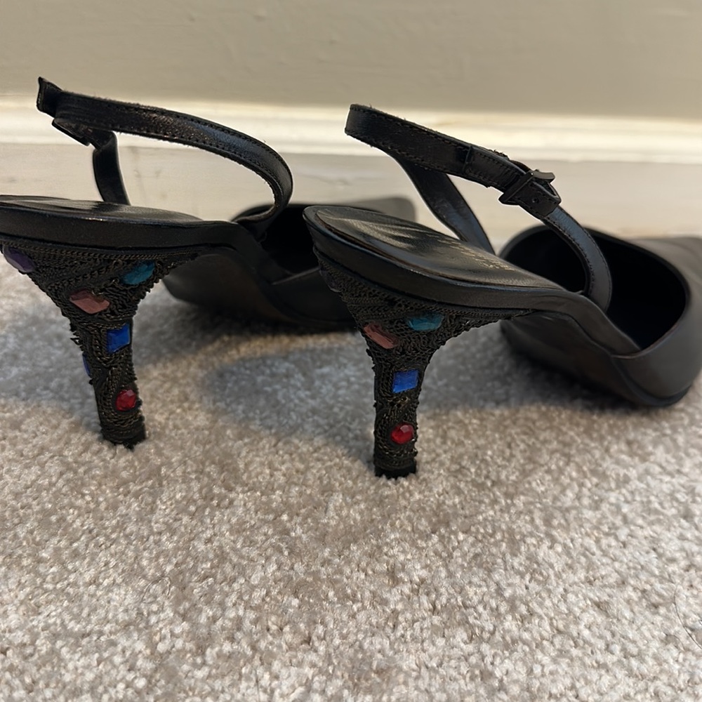 Stuart Weitzman shoes - Picture 1 of 7